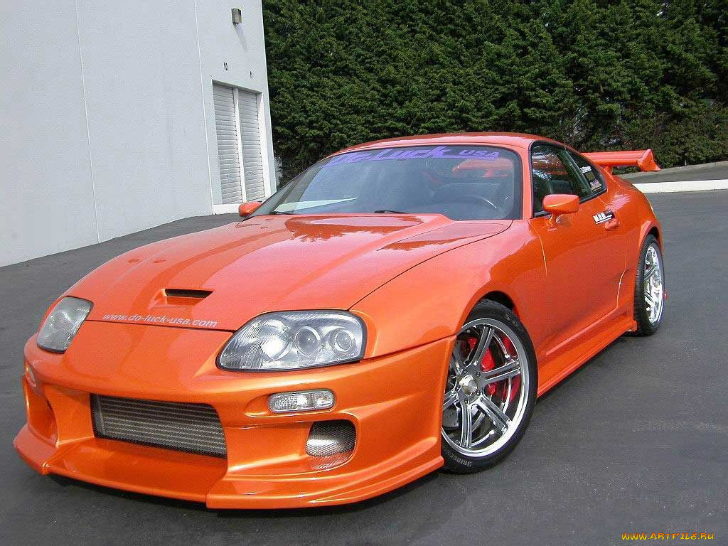 Toyota Supra 60 ночь оранжевая